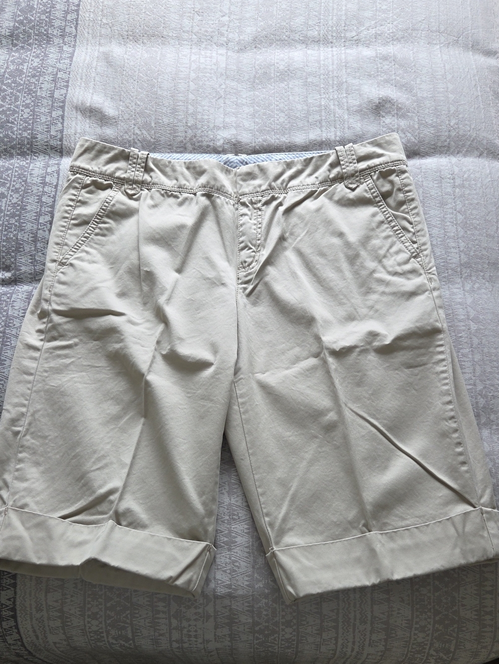 Tommy Hilfiger Women's Light Beige Flat Front Shorts